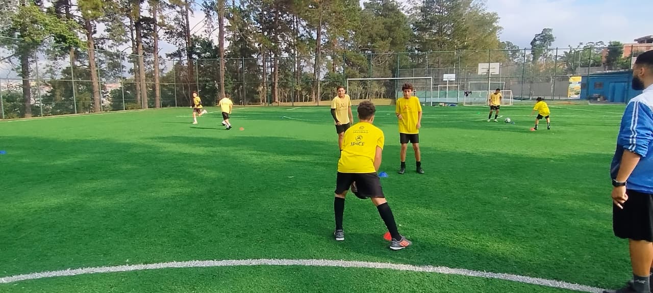 Dois atletas da IPACE são pré-aprovados em avaliação técnica para o Palmeiras
